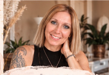 Porträt von Claudia Dürr